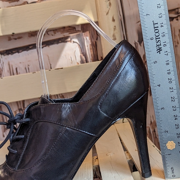 Nine West heels - Picture 11 of 14